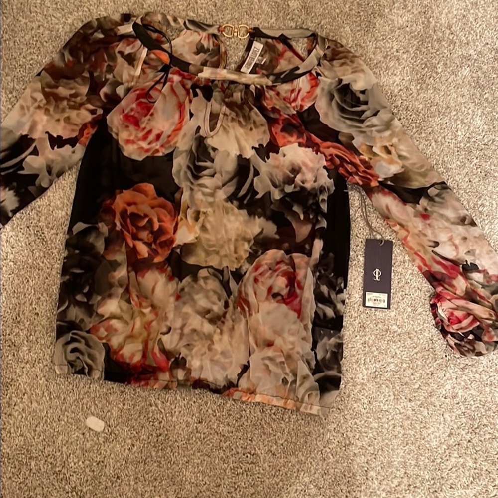 Flowy blouse